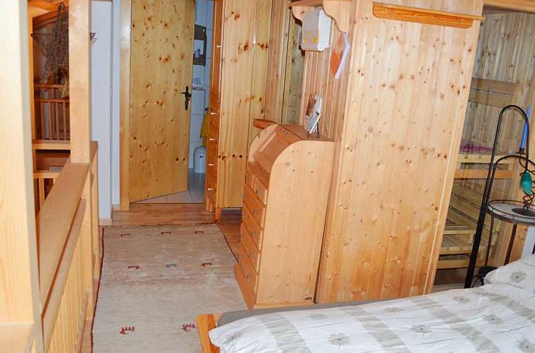 Appartement Tgèsa Bostgé Grubenmann, (Sedrun).