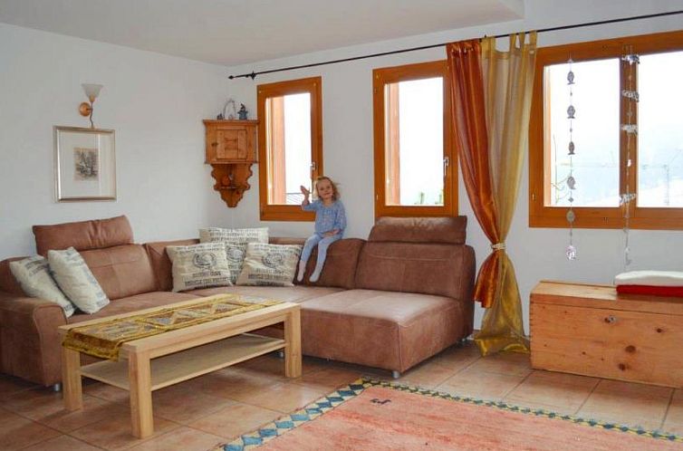 Appartement Tgèsa Bostgé Grubenmann, (Sedrun).