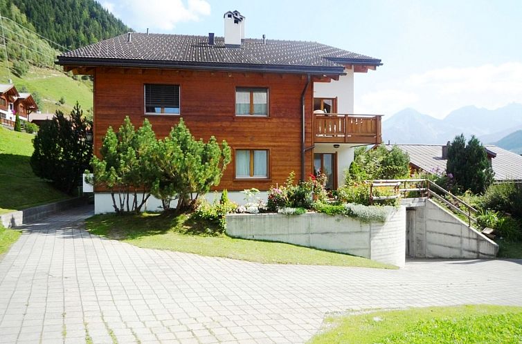 Appartement Tgèsa Bostgé Grubenmann, (Sedrun).