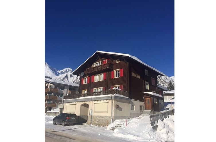Appartement Tgèsa Tgom Demont, (Sedrun).