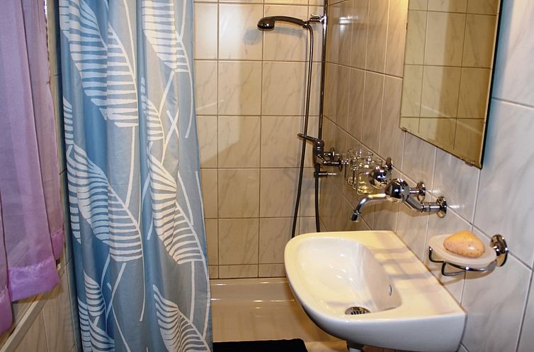 Appartement Deragisch A, (Sedrun).