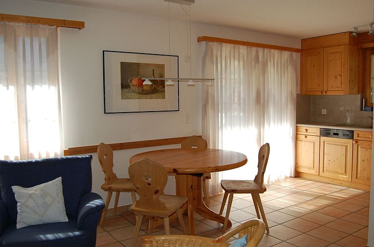 Appartement Londadusa Parterre, (Rueras/Sedrun), 178.02