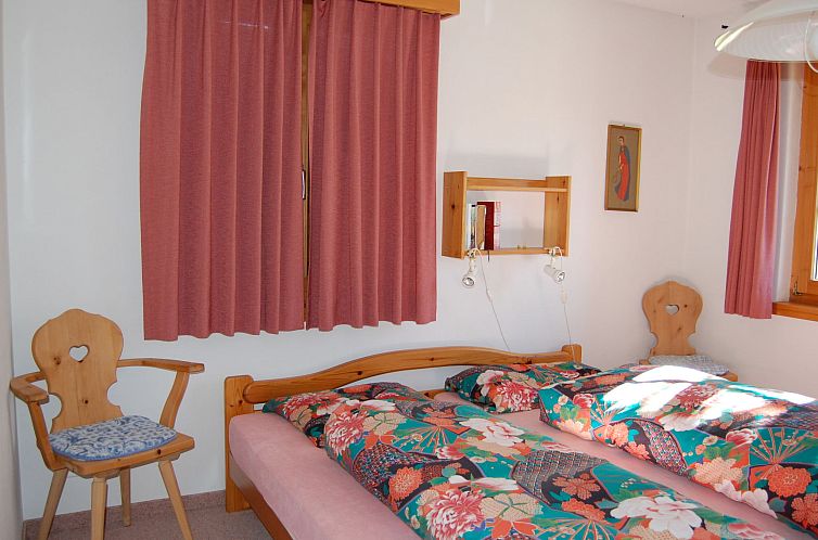 Appartement Londadusa Parterre, (Rueras/Sedrun), 178.02