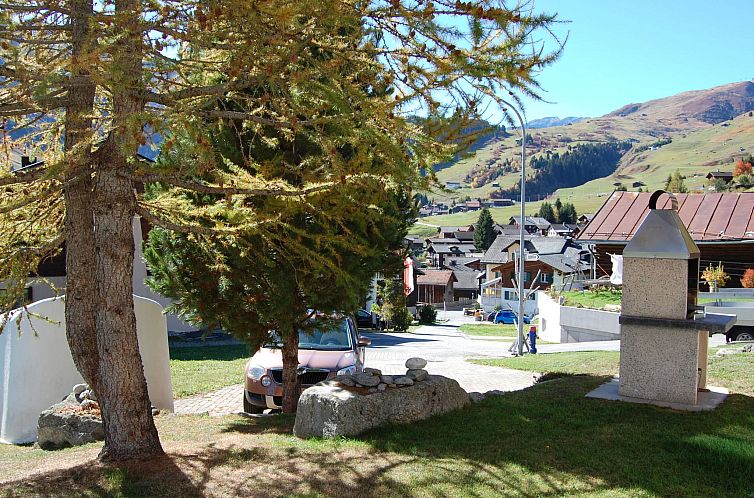 Appartement Londadusa Parterre, (Rueras/Sedrun), 178.02