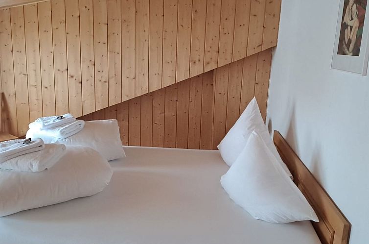 Appartement Biala Casa Pintga Streiff, (Rueras),