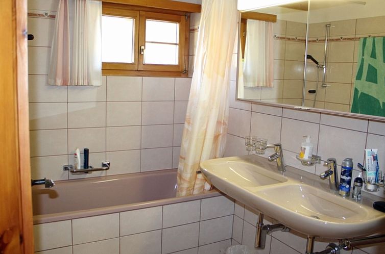 Appartement Plaun Pazzola mit Garage Bösch, (Sedrun/Rueras)