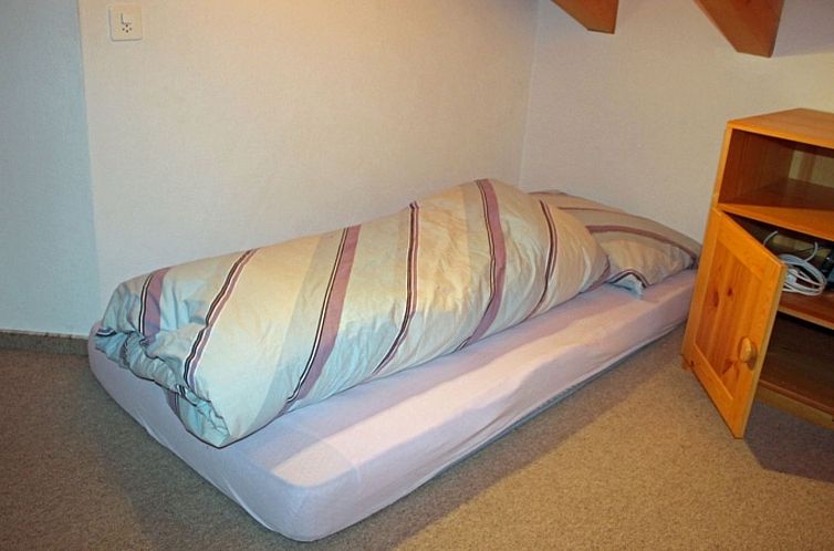 Appartement Plaun Pazzola mit Garage Bösch, (Sedrun/Rueras)