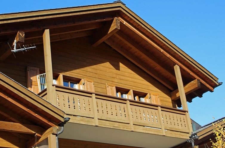 Appartement Plaun Pazzola mit Garage Bösch, (Sedrun/Rueras)