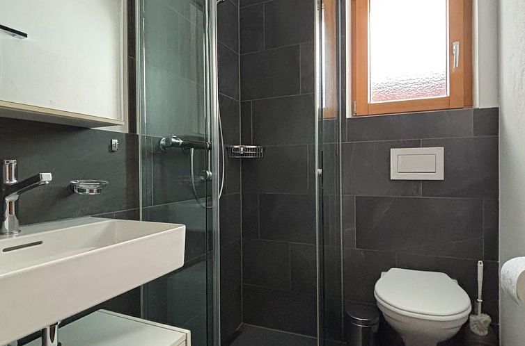 Appartement Tgèsa sil crest Hitz, (Rueras/Sedrun).