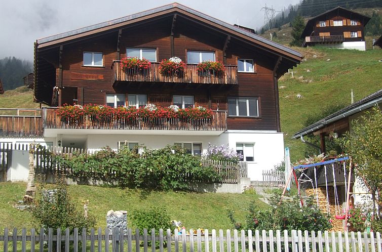 Appartement Tgèsa sil crest Hitz, (Rueras/Sedrun), 677.01