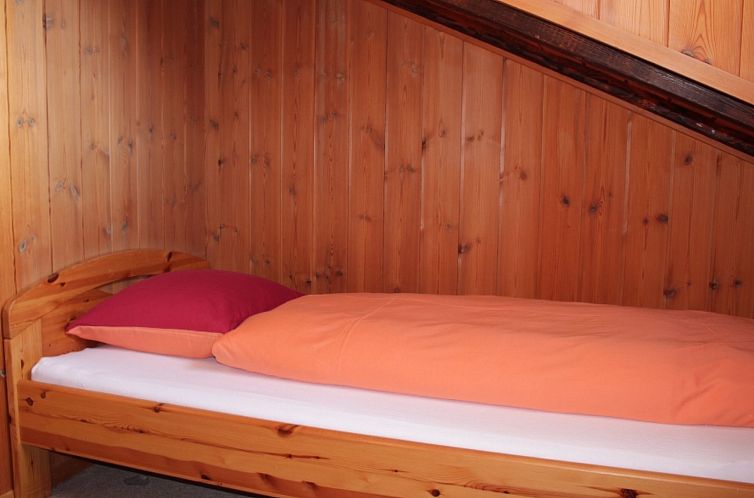 Appartement Cavegn-Fry, (Rueras/Sedrun), 652.01