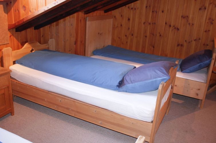 Appartement Cavegn-Fry, (Rueras/Sedrun), 652.01