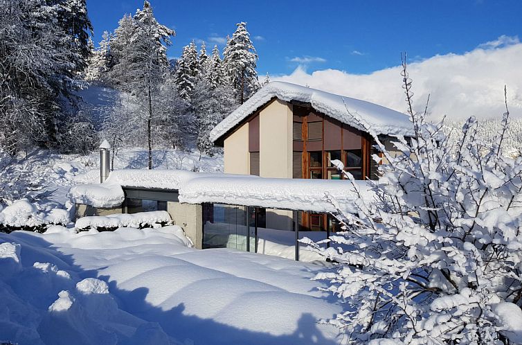 Unterkunft 18213204 - Ferienhaus Graubünden - Vakantiehuis Carrera mit Traumgarten, Valendas, (Valendas).