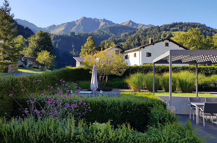 Vakantiehuis Carrera mit Traumgarten, Valendas, (Valendas).