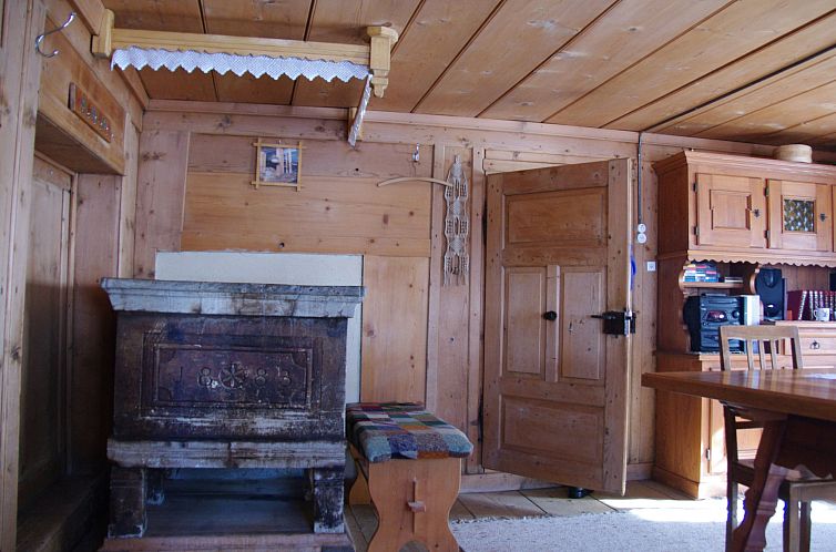 Appartement Ferienhaus Altes Walserhaus, Brün, (Valendas-Br