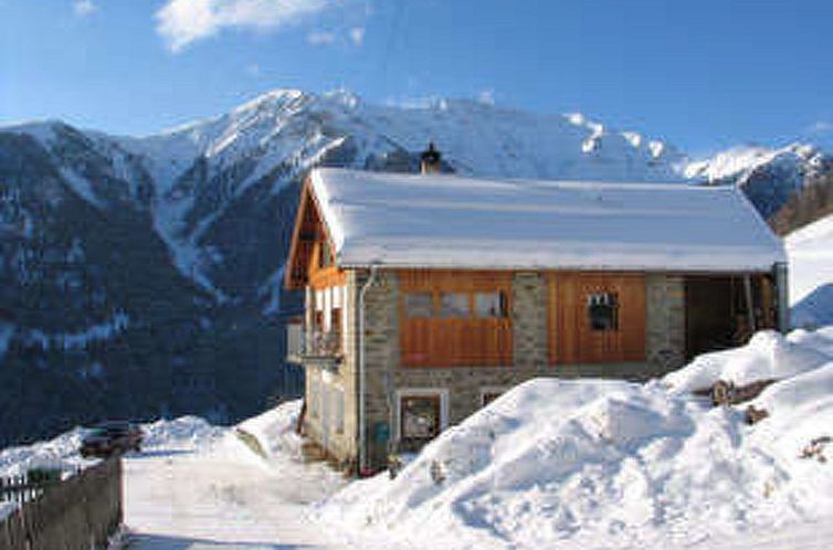 Appartement Chascharia, (Vnà).