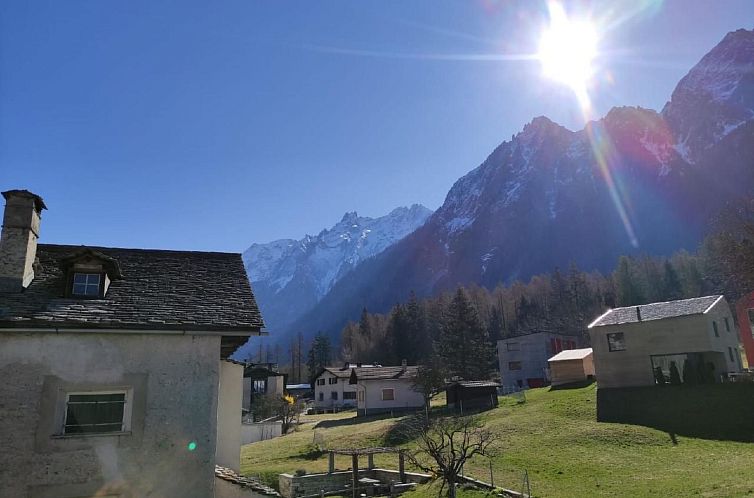 Unterkunft 18213701 - Ferienhaus Graubünden - Vakantiehuis in Borgonovo