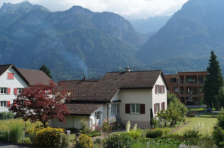 Appartement Schils, (Flums). 5 Zimmerhaus mit Bad/Dusche
