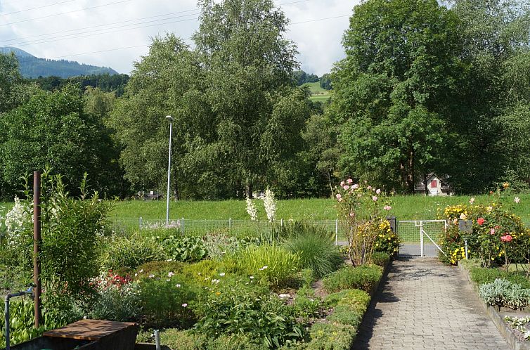 Appartement Schils, (Flums). 5 Zimmerhaus mit Bad/Dusche