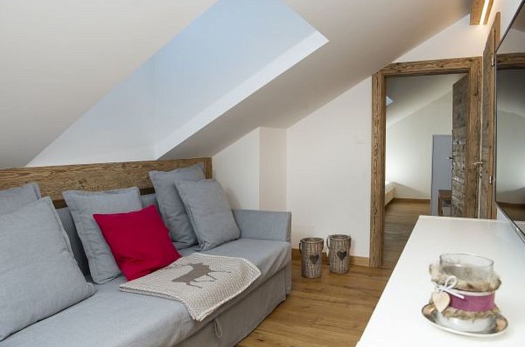 Appartement Zentrale 3.5 Zimmer Wohnung Seegarten B- Lenzerh