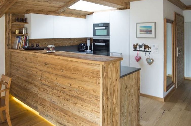 Appartement Zentrale 3.5 Zimmer Wohnung Seegarten B- Lenzerh
