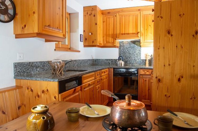 Vakantiehuis Ski in & Ski out Alphütte-Maiensäss Acla Pala