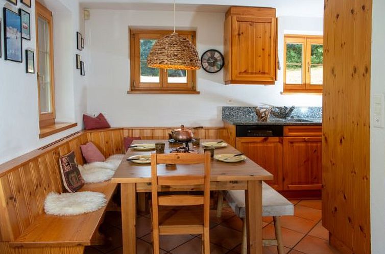 Vakantiehuis Ski in & Ski out Alphütte-Maiensäss Acla Pala