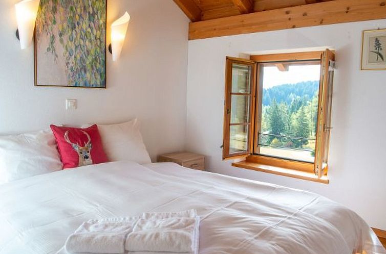 Vakantiehuis Ski in & Ski out Alphütte-Maiensäss Acla Pala