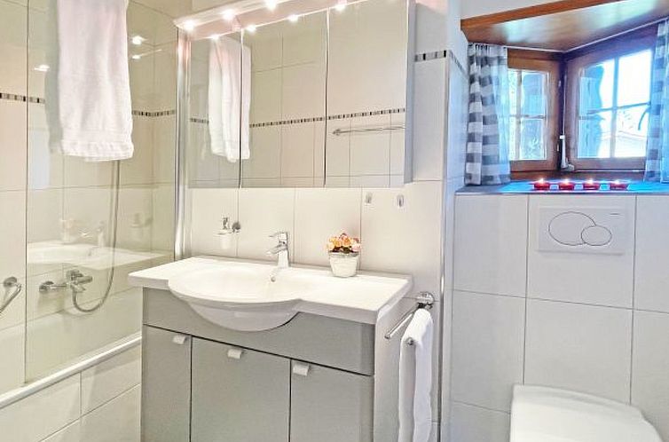 Appartement mit Whirlpool für 6 Personen-Lenzerheide