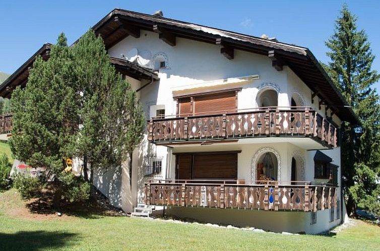 Appartement mit Whirlpool für 6 Personen-Lenzerheide