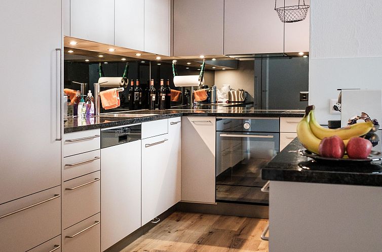 Guest house 18214603 - Apartment Under Gräub / Grisons - Appartement Haus Sunneschy Whg. 202