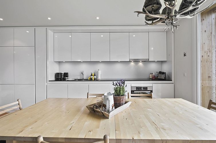 Guest house 18214612 - Apartment Under Gräub / Grisons - Appartement Triangel Raber