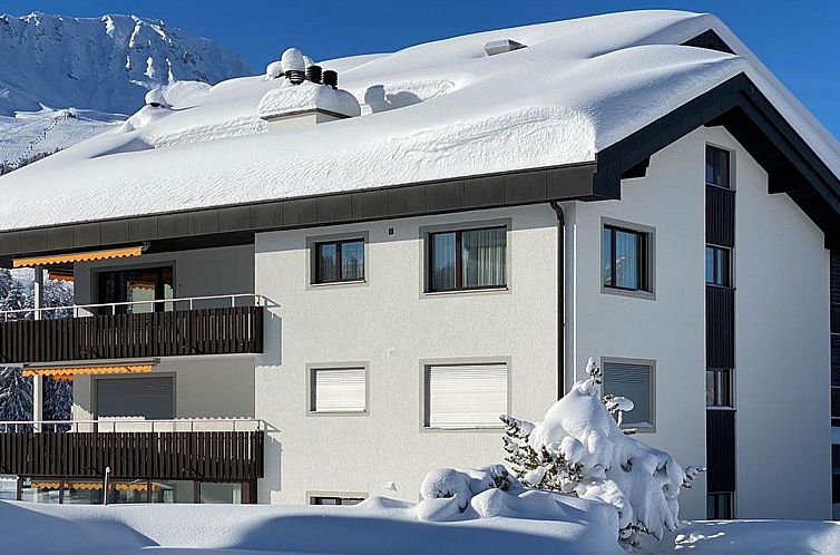 Guest house 18214623 - Apartment Under Gräub / Grisons - Appartement Triangel C Ronida