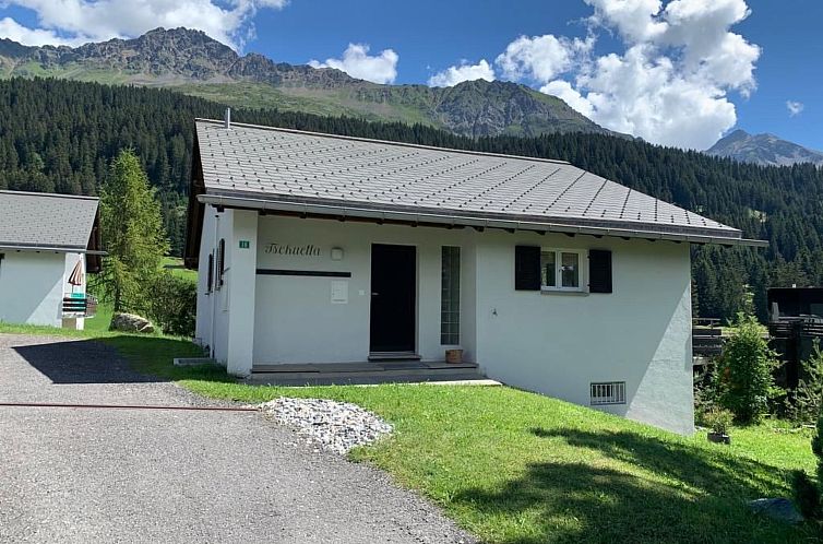 Vakantiehuis Haus Tschuetta - zentrale Lage in Valbella