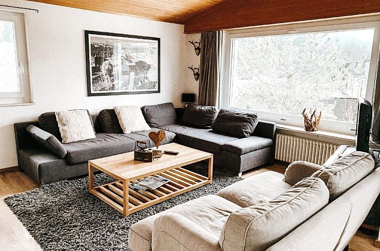 Vakantiehuis Haus Tschuetta - zentrale Lage in Valbella