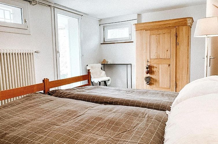 Vakantiehuis Haus Tschuetta - zentrale Lage in Valbella