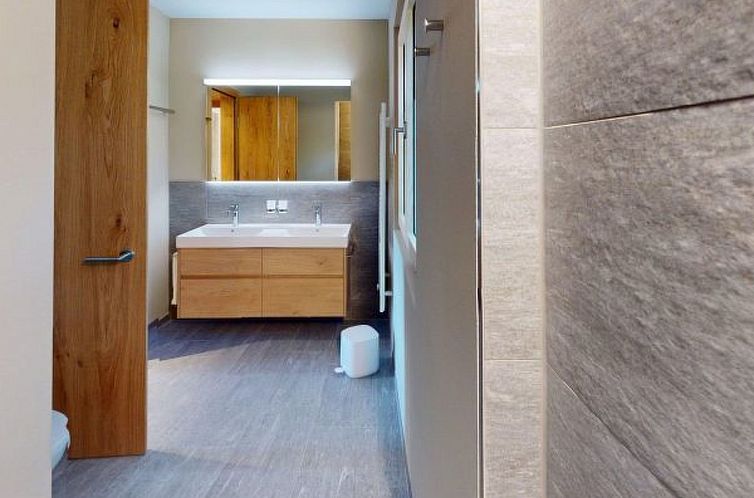 Appartement Setaria für 5 Personen Haus Barlangia-Lenzerhei