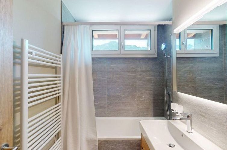 Appartement Briza für 6 Personen Haus Barlangia - Lenzerhei