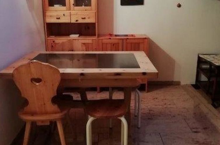 Appartement Chasa Minschuns 16, (Tschierv).