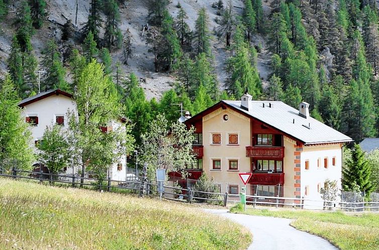Appartement Chasa Müfaits Parterre, (Tschierv).