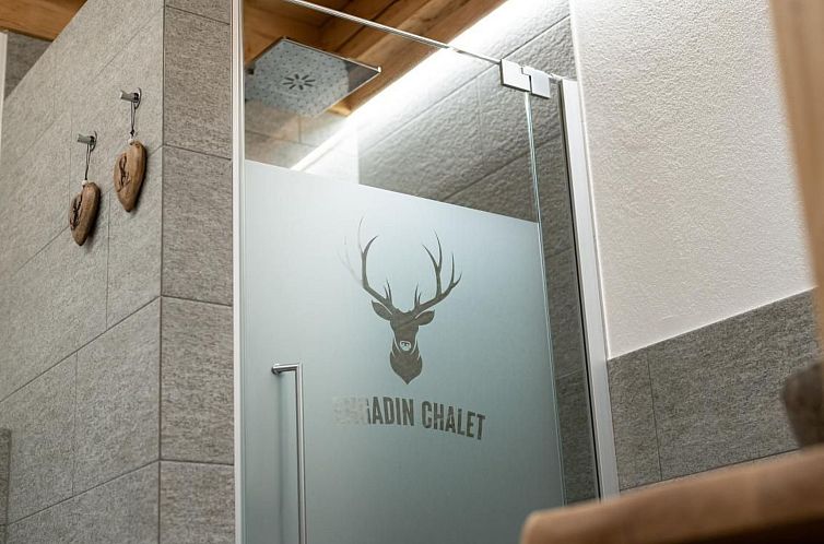 Appartement Engadin Chalet Apart