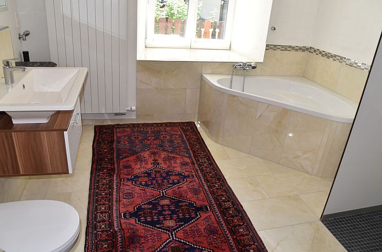 Appartement Venini, Rumein, (Degen).
