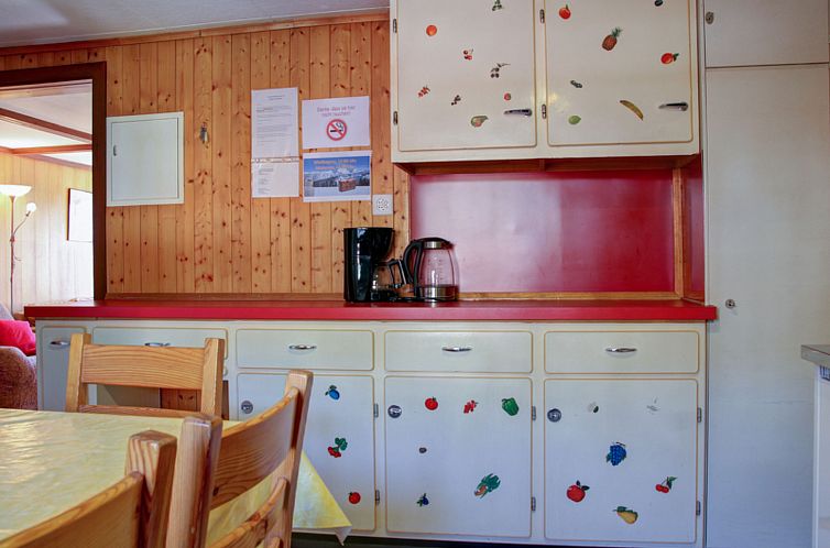 Appartement Rumein Cajochen, Rumein, (Degen).