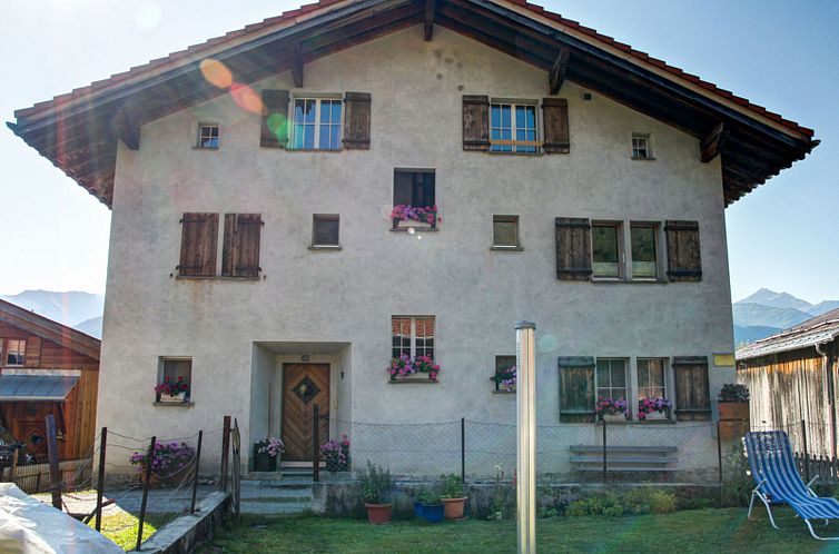 Appartement Rumein Cajochen, Rumein, (Degen).