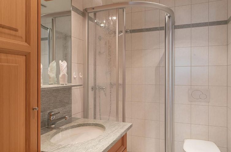 Appartement Chesa Trais FluorsC3