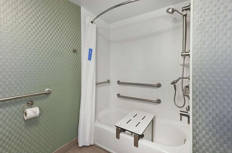 Hampton Inn Clinton