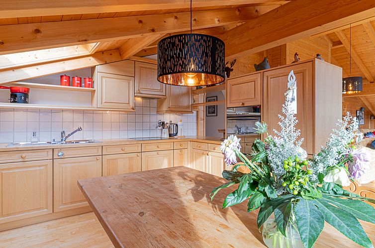 Appartement Mira Flem, (Flims Dorf). 5.5 Zimmerwohnung