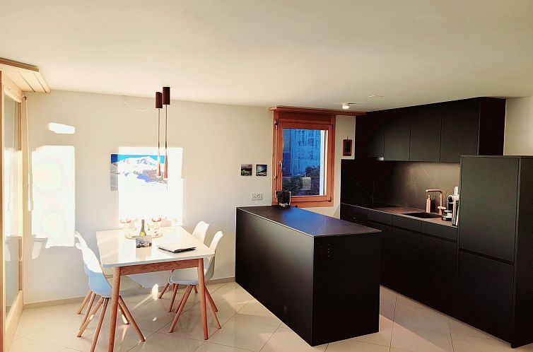 Appartement Fewo Cordial im Casa Erizun, (Flims Dorf). 3.5 Z
