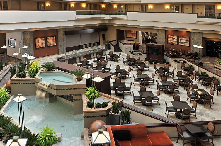 Embassy Suites Des Moines Downtown
