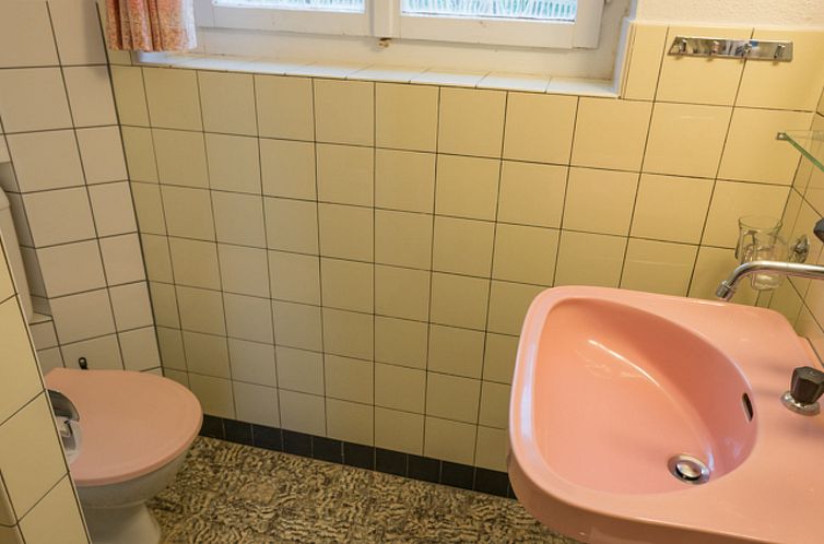 Appartement Casa Mirella, (Flims Dorf). 4 Zimmerwohnung